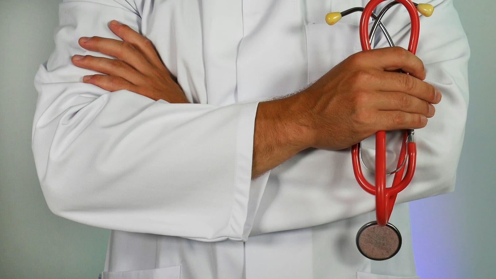 Die wandernde Gebärmutter, medizinische Vibratoren und die Diagnose Hysterie