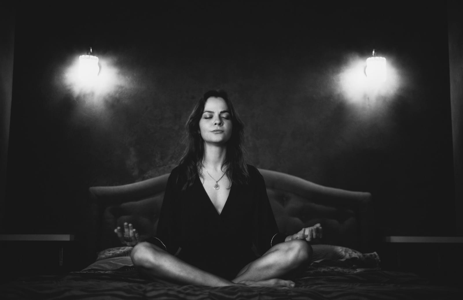 Wenn Stille unruhig macht: Was Yin Yoga wirklich mit deinem Nervensystem tut